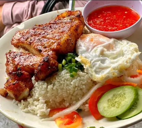 Hình ảnh Cơm Tấm Liên - Nguyễn Sơn