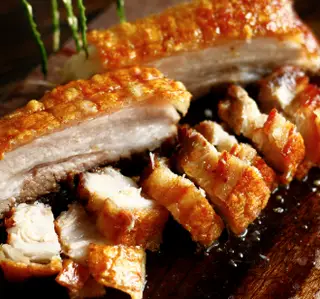Hình ảnh Ba rọi heo quay mật ong da giòn - 1kg