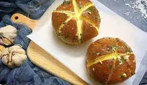 Hình ảnh Bánh mì bơ tỏi