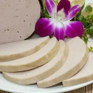 Hình ảnh Thêm chả lụa