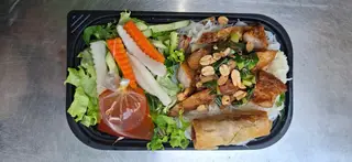 Hình ảnh Bún thịt nướng sườn cọng