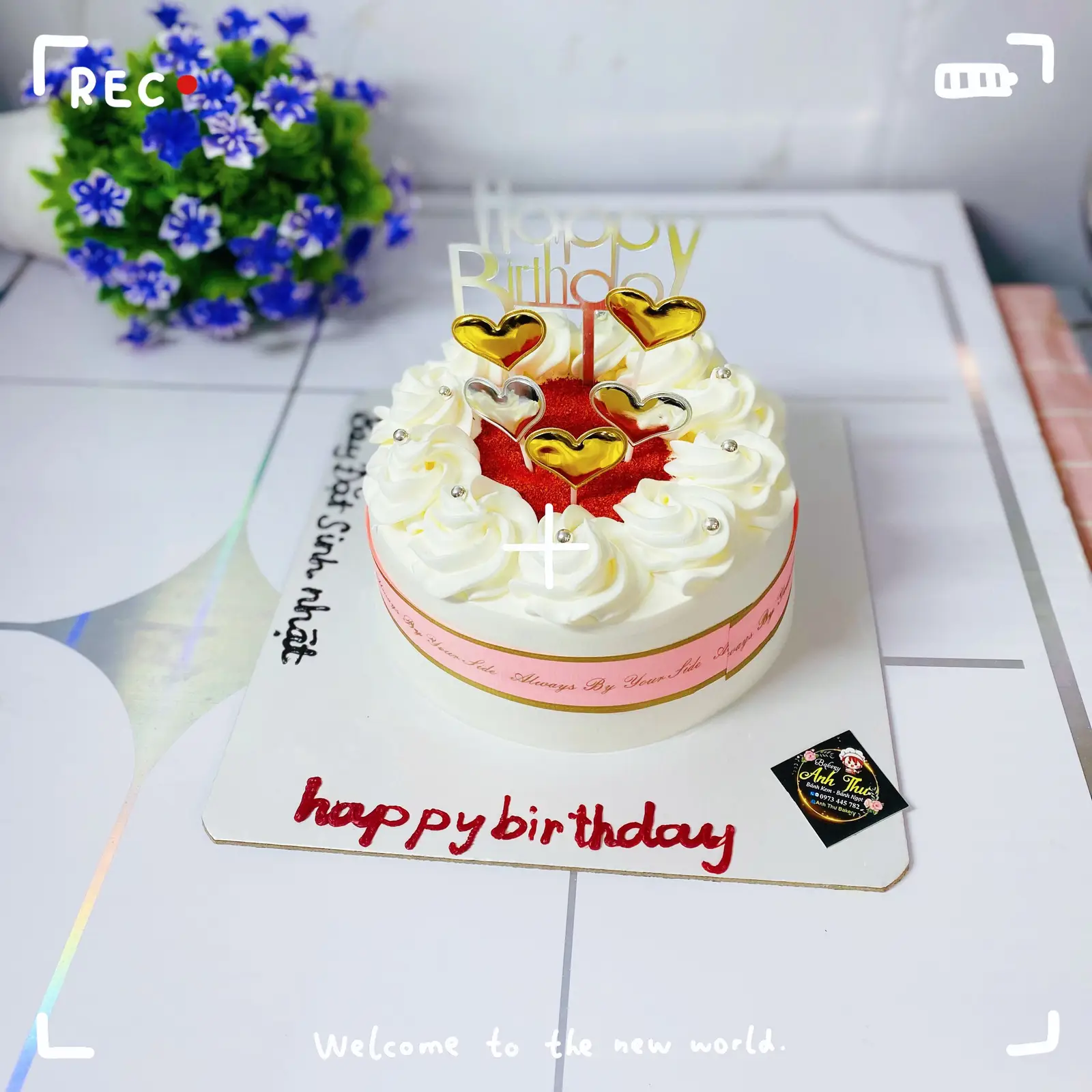 Hình ảnh Bánh kem lơ Hồng vị chanh leo 