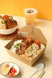 Hình ảnh Cơm Tấm Sườn Bì Chả