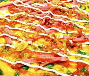 Hình ảnh Bánh tráng nướng xúc xích - phô mai