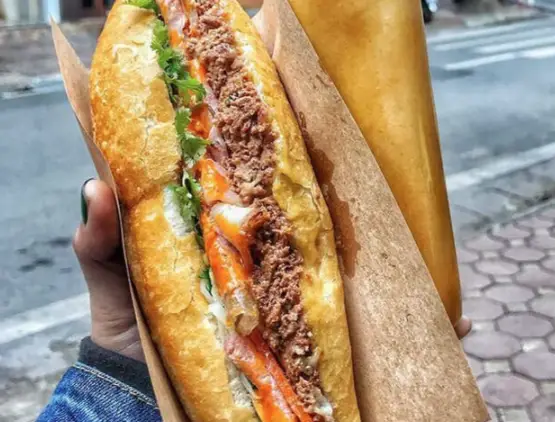 Hình ảnh Bánh mì pate 1 trứng