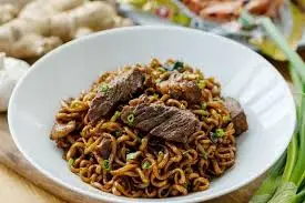 Hình ảnh Mỳ trộn bò