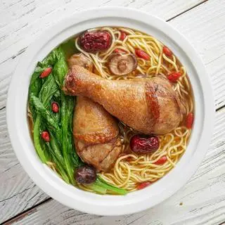 Hình ảnh Mì gà tiềm