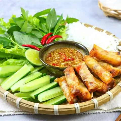 Hình ảnh Nem Nướng Nha Trang Bà Năm - Lê Văn Lương