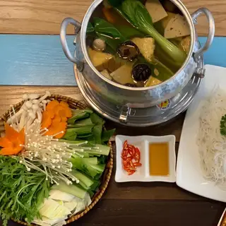 Hình ảnh Lẩu nấm thanh vị chay