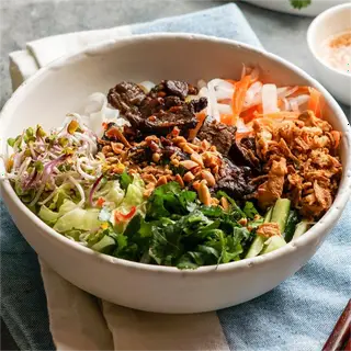 Hình ảnh Bún thịt bò xào