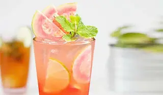 Hình ảnh Trà ổi - 700ml