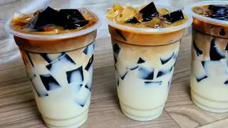 Hình ảnh Sữa tươi cà phê thạch sương sáo
