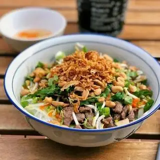Hình ảnh Bún trộn bò Nam Bộ