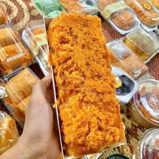 Hình ảnh Bánh mì cuộn chà bông ổ lớn