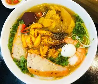 Hình ảnh Bánh canh cua thập cẩm