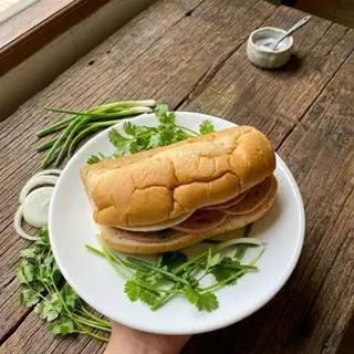 Hình ảnh Bánh mì Sandwich  (Jambon - Chả bò)