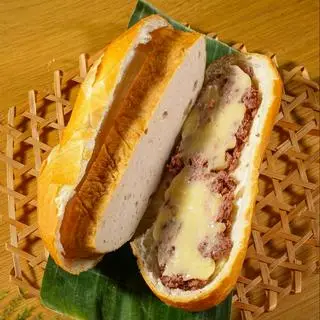 Hình ảnh Bánh mỳ giò lợn