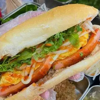 Hình ảnh Bánh mì xúc xích