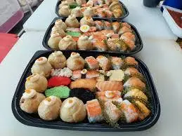 Hình ảnh 13 viên Takoyaki và 10 gukan