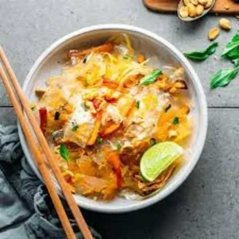 Hình ảnh Cô Năm - Bánh Tráng Trộn - Trần Quốc Toản