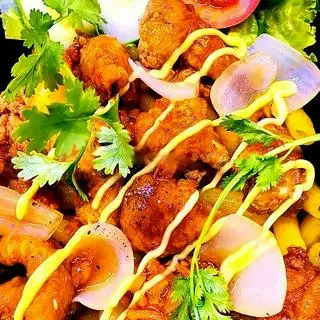 Hình ảnh Cơm da gà chiên mắm bơ tỏi