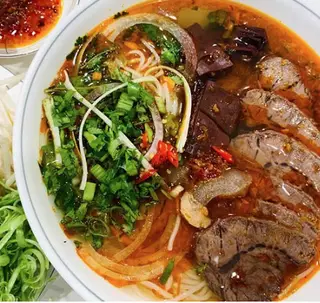 Hình ảnh Bún bò nạm