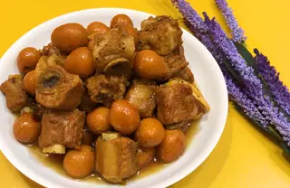 Hình ảnh Sườn kho trứng cút
