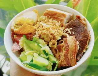Hình ảnh Xôi Trứng Pate Thịt Kho 