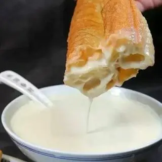 Hình ảnh Quẩy mềm chấm sữa
