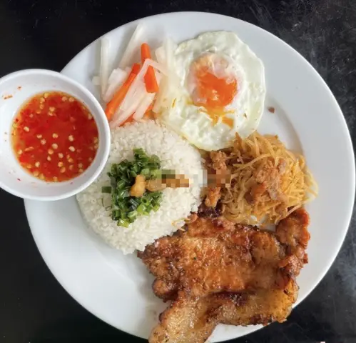 Hình ảnh Cơm tấm Sườn Bì Ốp