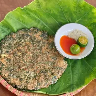 Hình ảnh Trứng rán lá mơ & ngải