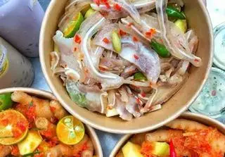 Hình ảnh Tai heo sốt Thái