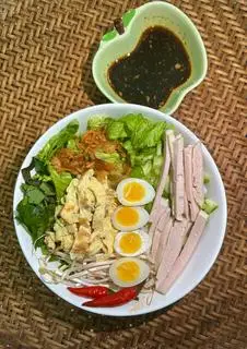 Hình ảnh Bún Bịu - sợi lụa đào
