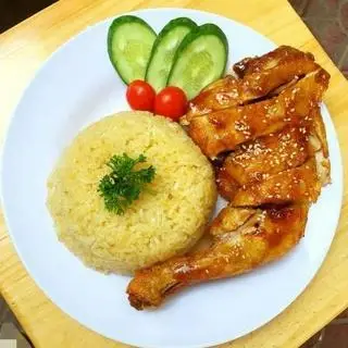 Hình ảnh Cơm đảo gà góc tư big size sốt mắm