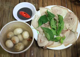Hình ảnh Cơm Thịt Luộc Cà Pháo Mắm Tôm