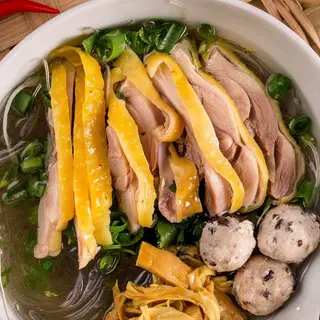 Hình ảnh Combo 2 bún gà mọc - kèm 2 đồ uống