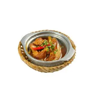 Hình ảnh Cá hú kho thịt ba chỉ