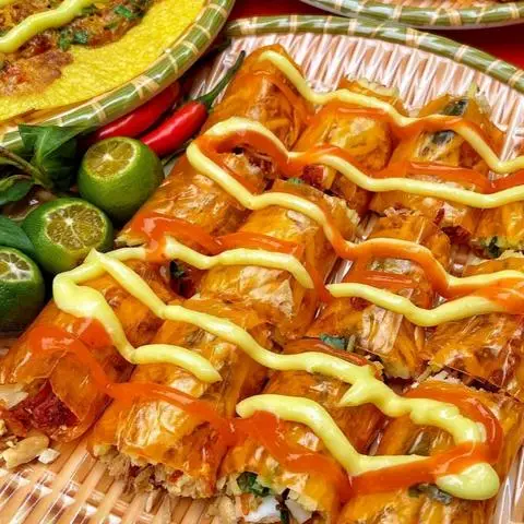 Hình ảnh Bánh Tráng Nhà Thu - Trộn Cuộn Full Topping - Nguyễn Duy Trinh