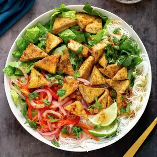 Hình ảnh Bún nước tương - trứng - đậu hủ nấm