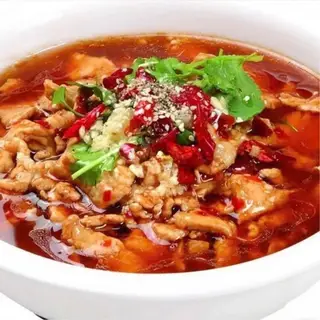Hình ảnh Bò nấu dầu cay Tứ Xuyên - 川香水煮牛肉