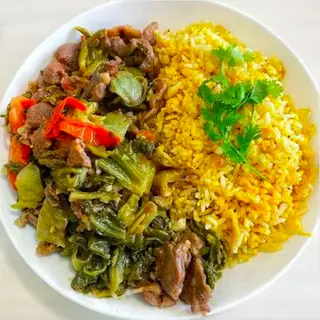 Hình ảnh Cơm xào bò - cải xanh