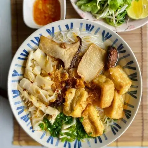 Hình ảnh Thích Ăn Chay - Nguyễn Tuyển
