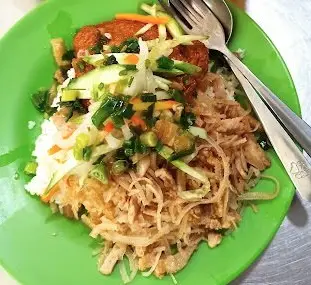Hình ảnh Cơm heo quay bì