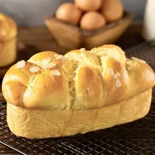 Hình ảnh Bánh mì hoa cúc