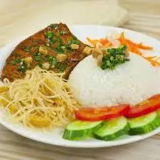 Hình ảnh Cơm tấm sườn - bì