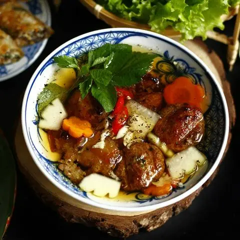 Hình ảnh Chị Hạnh - Bún Chả - Tả Thanh Oai