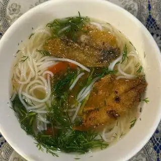 Hình ảnh Bún cá rô - tô trẻ em