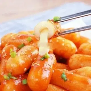 Hình ảnh Tobokki phô mai