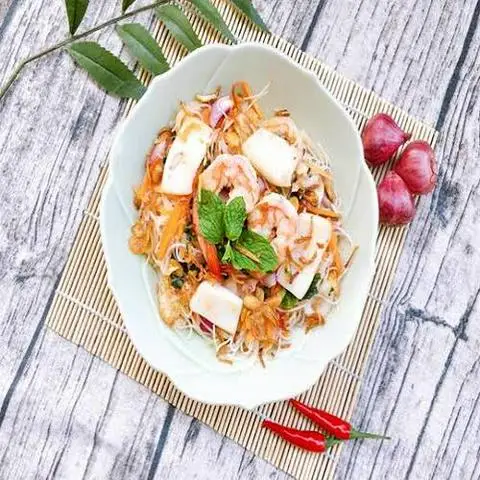 Hình ảnh Biển Nẫu 78 - Thân Nhân Trung