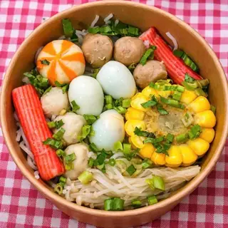 Hình ảnh Bún Thái tomyum viên viên